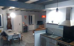 Maison A La Campagne Au Coeur Du Cantal Dept 15